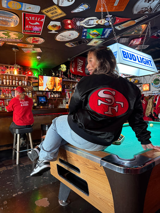 80s/90s Chalk Line Satin 49ers Jacket. Black silky satin with that bold SF logo on the back