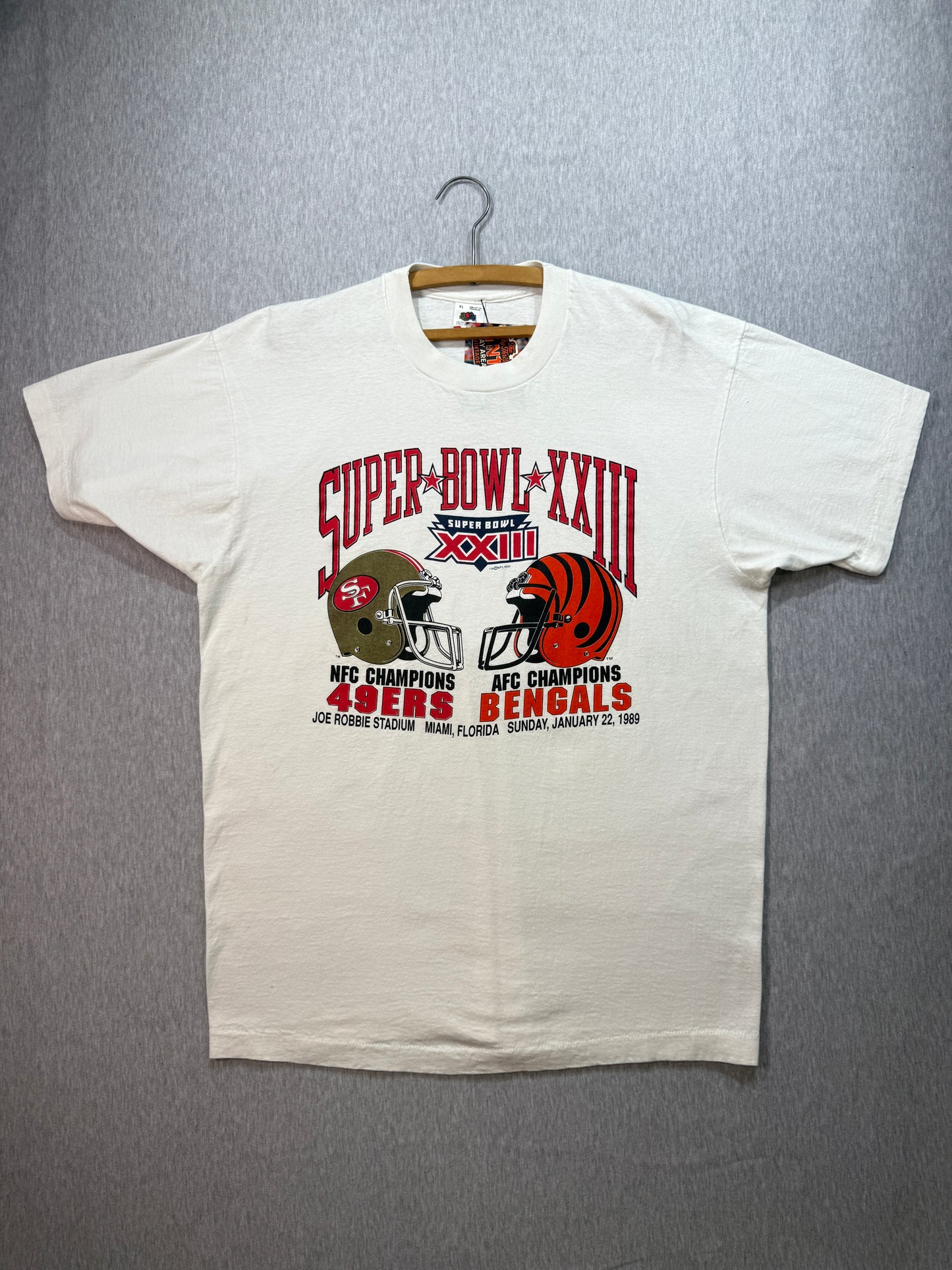 Vintage single stitch 1989 Super Bowl XXIII T-Shirt. 49ers vs Bangles